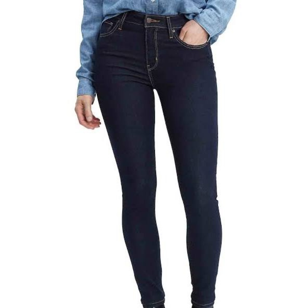 Levi’s 721 high rise skinny jeans
